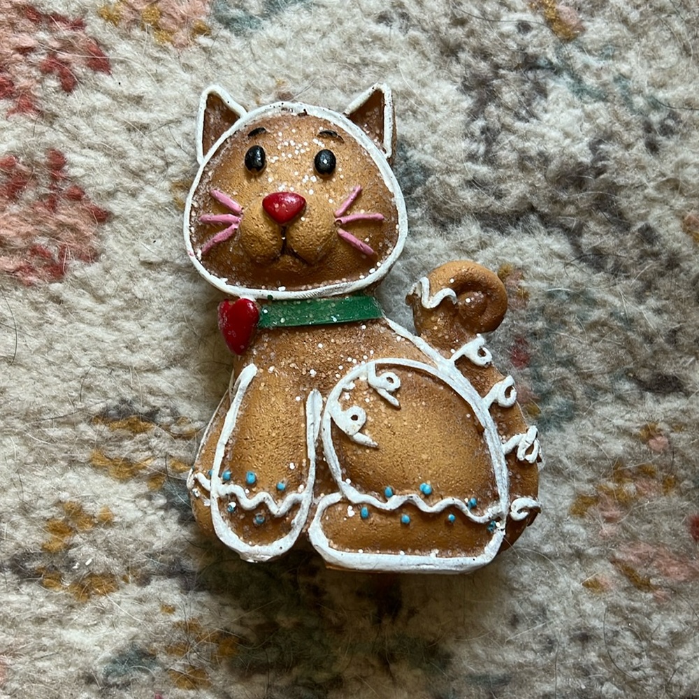 Gingerbread Cat Figurine
